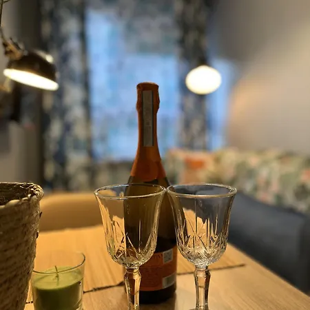 Metro Slodowiec Free Parking 华沙