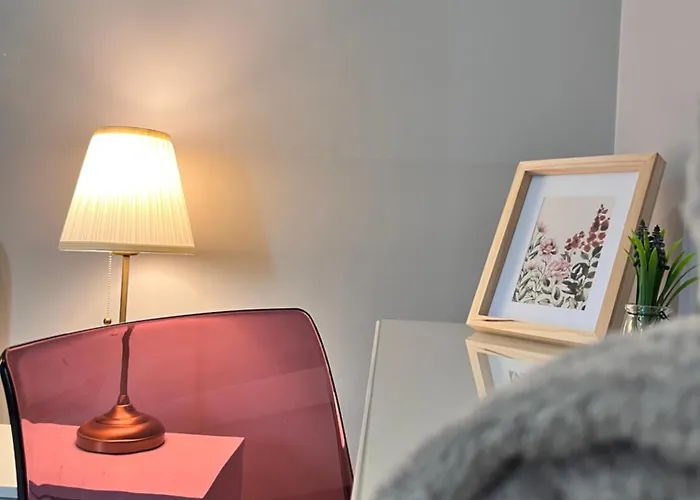 公寓 Metro Slodowiec Free Parking