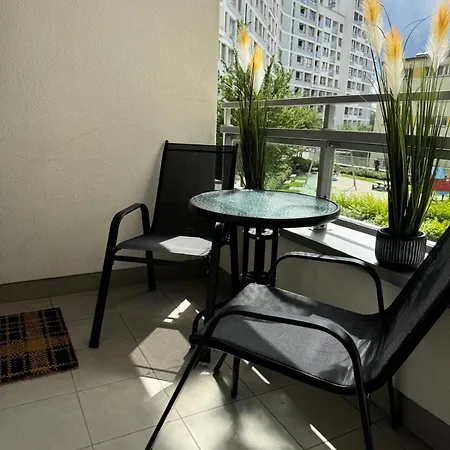 아파트 Metro Slodowiec Free Parking